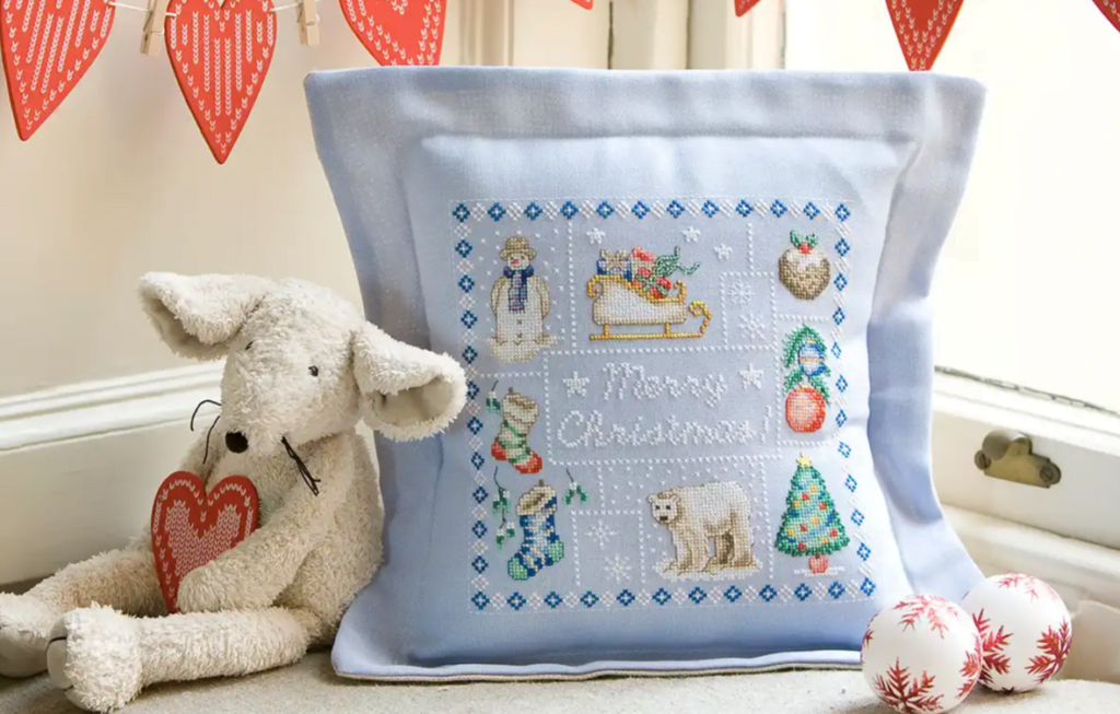 free holiday cross stitch pillow pattern